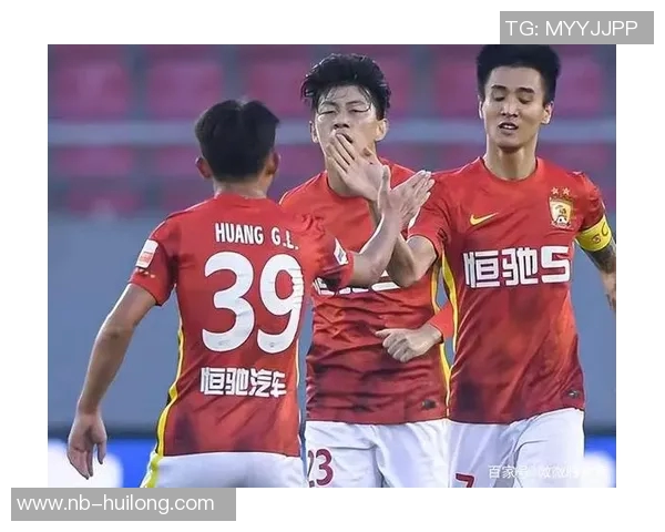 武汉足球队强势领跑邀请赛积分榜以53分稳居第一