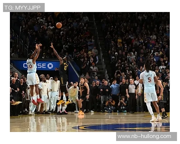 勇士与马刺激战三月十八日经典对决再现篮球魅力与激情 勇士与马刺激战三月十八日经典对决再现篮球魅力与激情