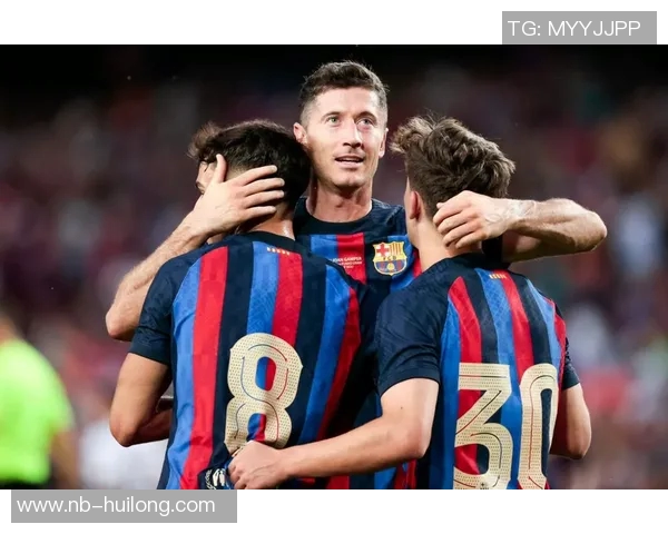 加维引领新时代足球潮流展现年轻球员无限潜力与激情 加维引领新时代足球潮流展现年轻球员无限潜力与激情