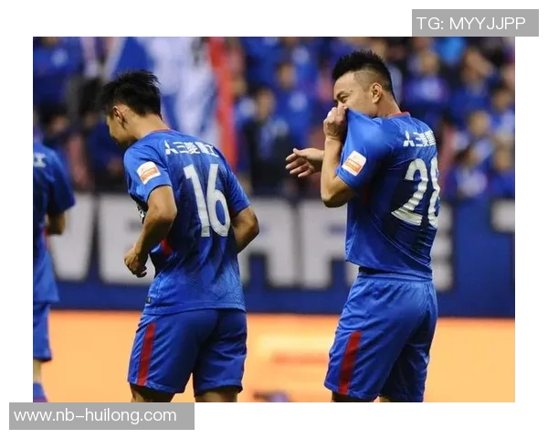 权健与上海申花激战正酣直播精彩瞬间全程回顾与分析