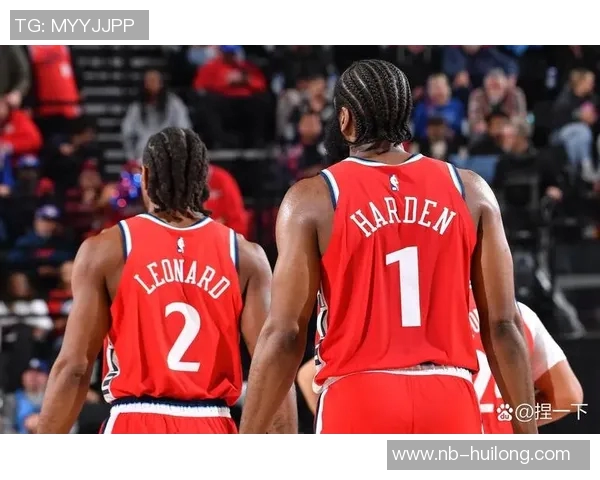 马刺与黄蜂激战正酣2月15日精彩对决引发球迷热议