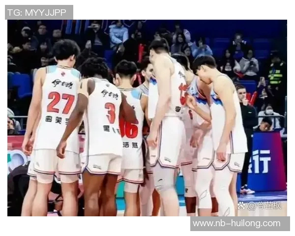 新疆男篮与天津男篮激战正酣谁能在这场对决中笑到最后 新疆男篮与天津男篮激战正酣谁能在这场对决中笑到最后